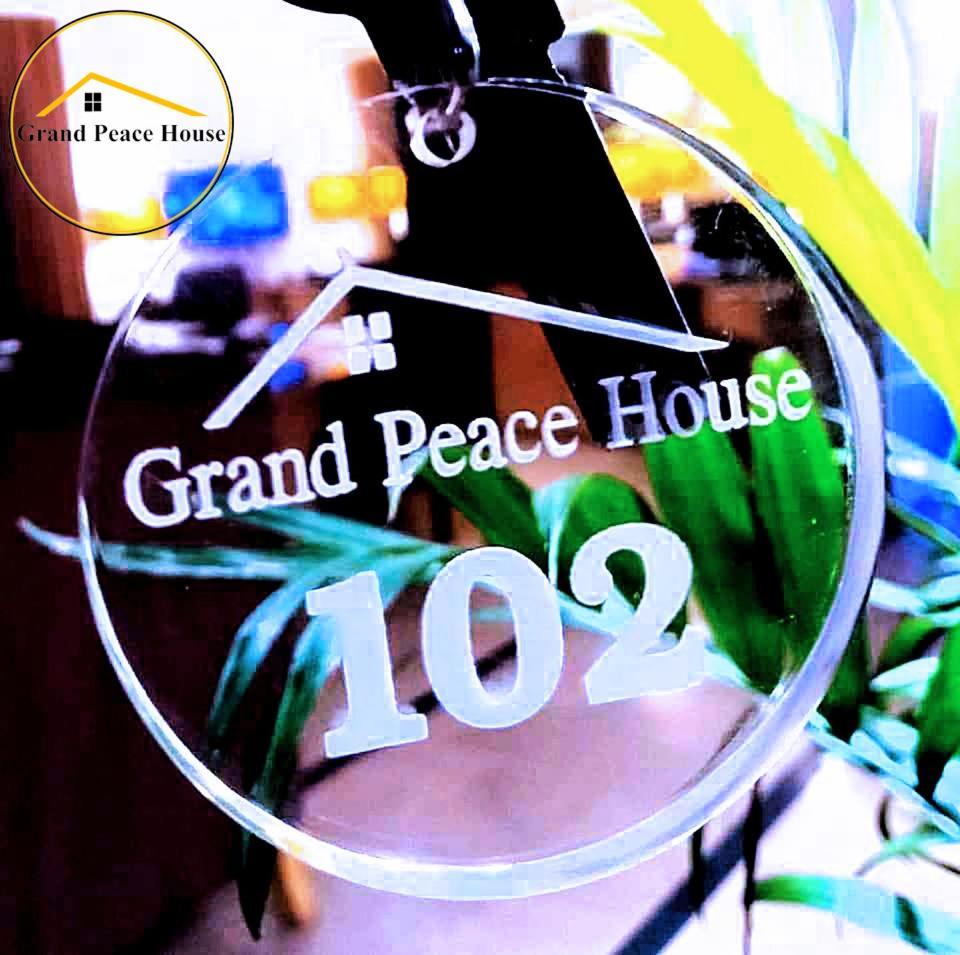 Bed and Breakfast Grand Peace House I Ісламабад Екстер'єр фото